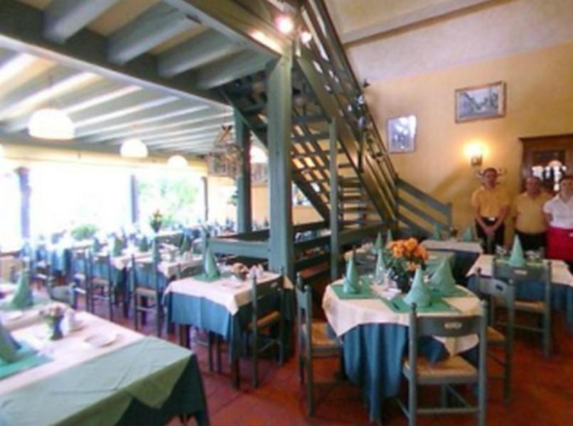 Logis Hotel Le Pan De Bois Bréviandes Extérieur photo